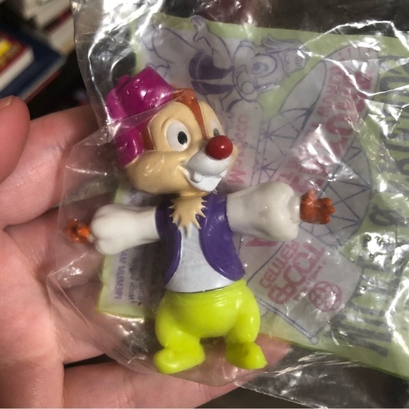 Disney 1993 Epcot Center Dale In Morocco McDonalds Happy Meal Toy NEW SEALED - Picture 2 of 3